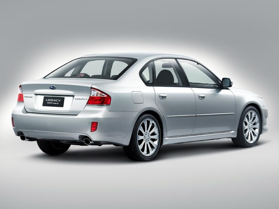  Subaru Legacy 3.0R Spec-B 2006 года  (EU) (фото 11 из 17)